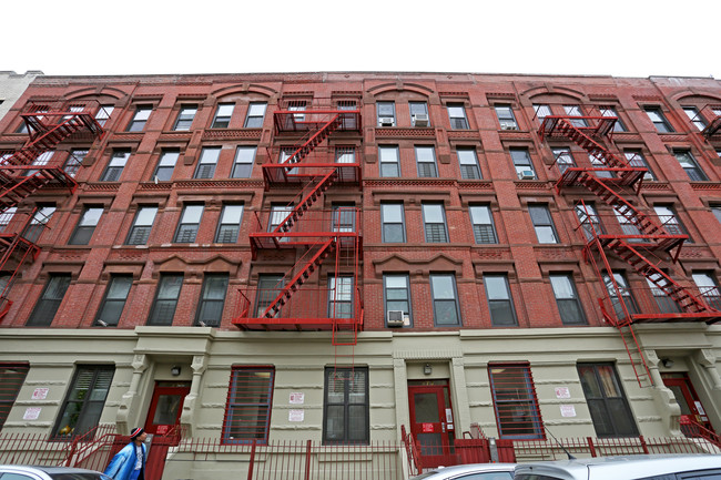 273 W 118th St in New York, NY - Foto de edificio - Building Photo