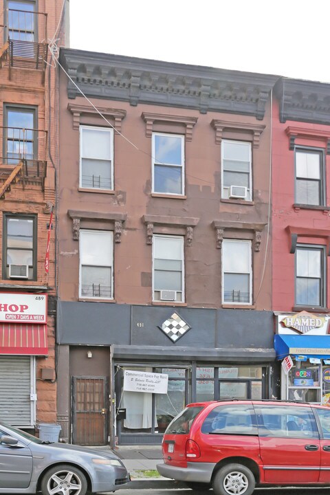 491 Tompkins Ave in Brooklyn, NY - Building Photo