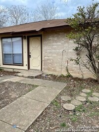 8871 Meadow Trace St