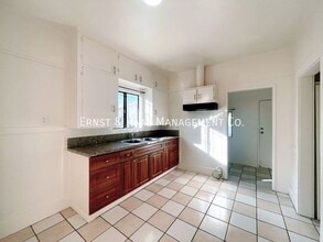 1343 Walnut Ave in Long Beach, CA - Building Photo - Building Photo