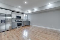2111 Master St photo'
