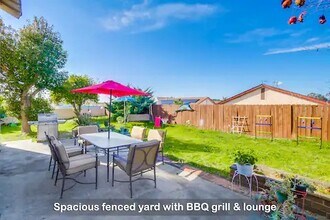 6434 Bullock Dr in San Diego, CA - Building Photo - Building Photo
