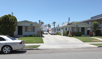 4216-4222 Chamoune Ave in San Diego, CA - Building Photo
