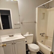 320 Harry S Truman Dr in Largo, MD - Building Photo - Building Photo