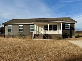 720 S Edenton Rd St in Hertford, NC - Building Photo