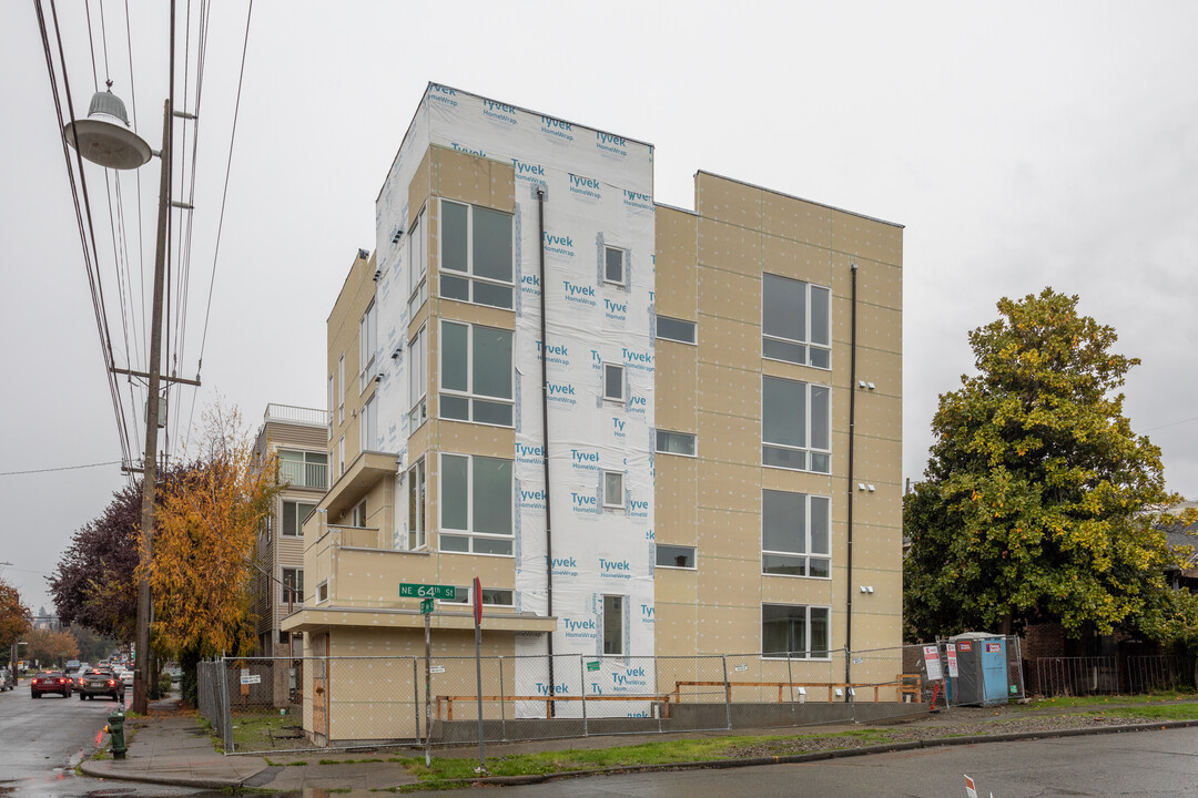 800 NE 64th St in Seattle, WA - Foto de edificio