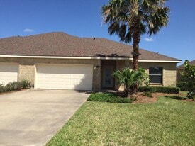 3 Augusta Ct in Laguna Vista, TX - Building Photo