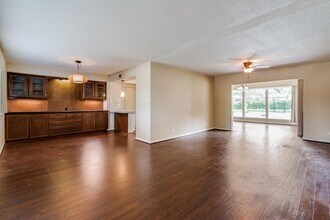 223 Beechwood Ln in San Antonio, TX - Building Photo - Building Photo