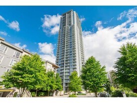 13325 102 A Ave in Surrey, BC - Building Photo