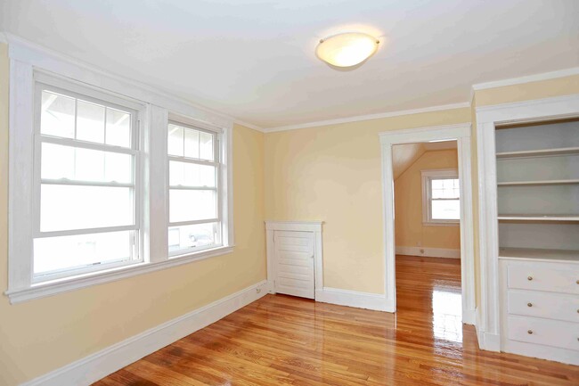 259 Billings St in Quincy, MA - Building Photo - Building Photo