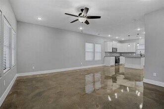 412 W Monterey St in Denison, TX - Building Photo - Building Photo