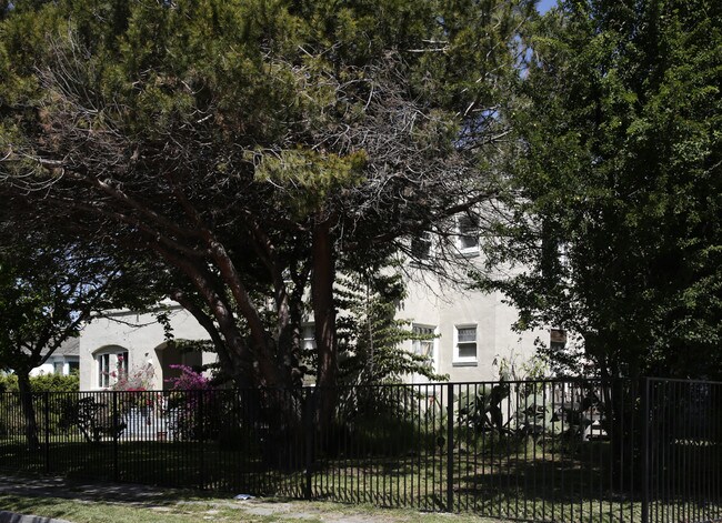 1036 60th St in Emeryville, CA - Building Photo - Building Photo