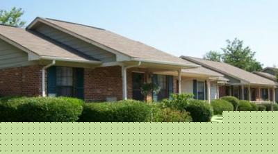 Saluda Apartments in Chester, SC - Building Photo
