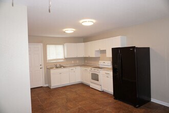501 E Allen Ave in Jonesboro, AR - Building Photo - Building Photo