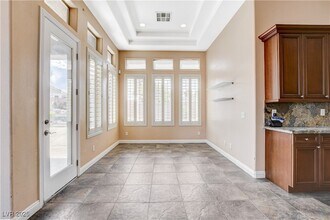 4641 Velvet Crest Ln in Las Vegas, NV - Building Photo - Building Photo