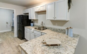 208 Walnut Hill Dr in Easley, SC - Building Photo - Building Photo