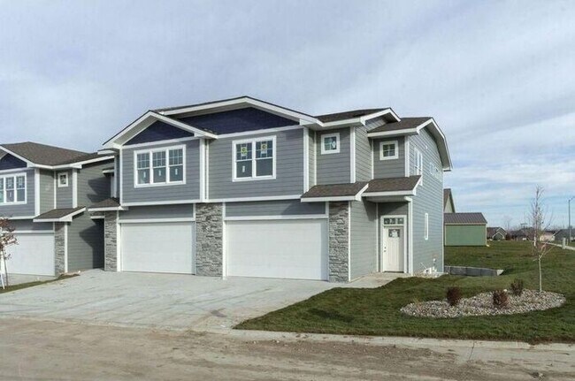 property at 1513 Mocking Bird Ln