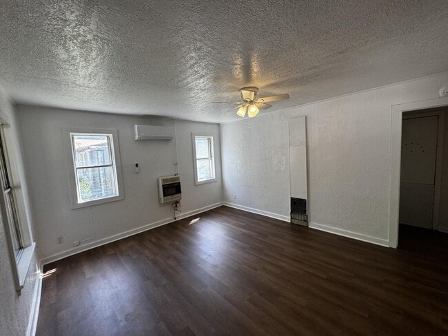 2313 B St NE in Miami, OK - Building Photo - Building Photo