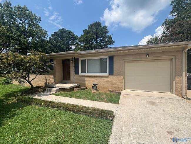 property at 1007 Heard Ct SE
