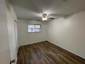 1009 Imperial Dr in Denton, TX - Building Photo - Building Photo