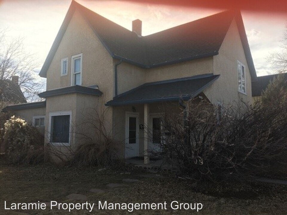 816 Grand Ave in Laramie, WY - Building Photo