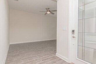 11948 Satire St in Orlando, FL - Building Photo - Building Photo