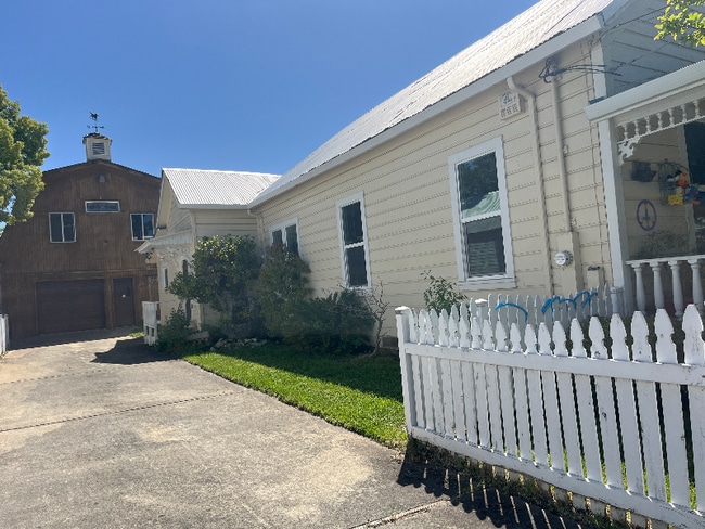 94 Boston Alley in Sutter Creek, CA - Building Photo - Building Photo
