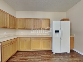 17536 Queensland St in Land O Lakes, FL - Building Photo - Building Photo