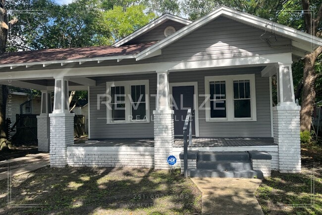 property at 562 Flint St