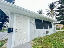 2971 NW 11th St in Fort Lauderdale, FL - Building Photo