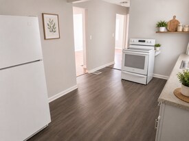 5805 Jackson Ave in Kansas City, MO - Building Photo