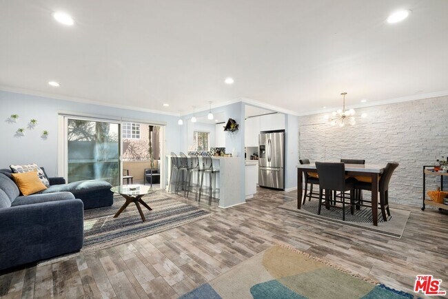 1734 N Fuller Ave in Los Angeles, CA - Building Photo - Building Photo