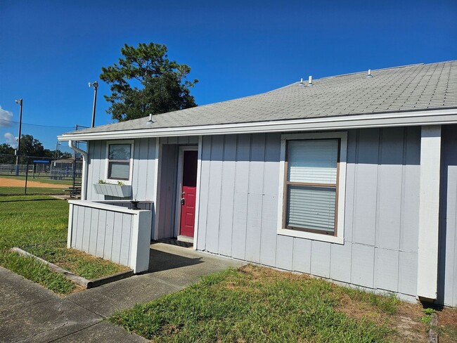 1340 Independence Dr in Orange Park, FL - Building Photo - Building Photo