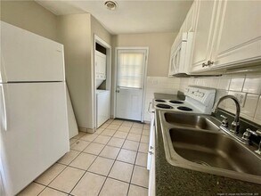 264 Squire Ln in Fayetteville, NC - Building Photo - Building Photo