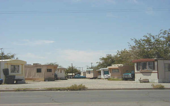 Mobile Home Park - 8 Spaces in Tucson, AZ - Building Photo - Building Photo