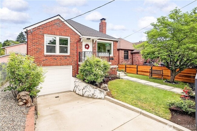 6614 Beacon Ave S in Seattle, WA - Building Photo - Building Photo