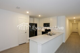 6800 Haines Dr in Princeton, TX - Foto de edificio - Building Photo