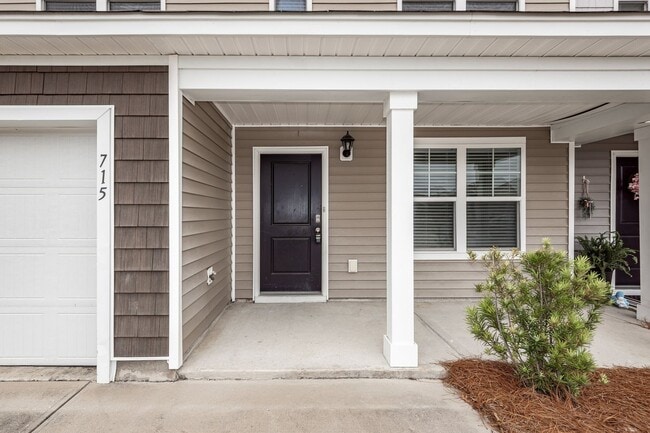 715 Hilchot Dr in Summerville, SC - Building Photo - Building Photo