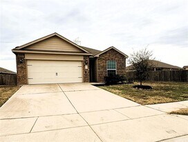 120 Rushmore Ln in Venus, TX - Building Photo