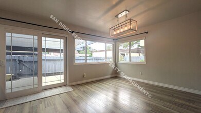 5057 Abuela Dr in San Diego, CA - Building Photo - Building Photo