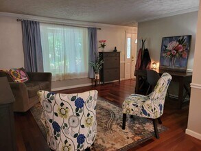 8451 Ararat Ct in Annandale, VA - Building Photo - Building Photo