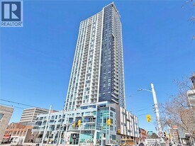 60 Frederick St in Kitchener, ON - Building Photo