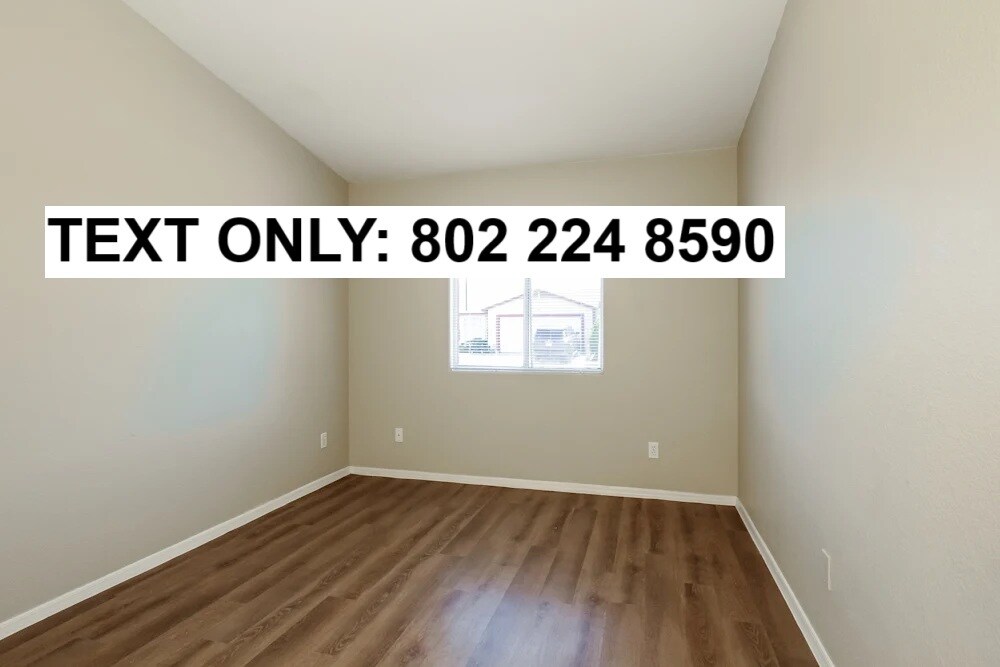 7023 W Carson Rd in Phoenix, AZ - Building Photo