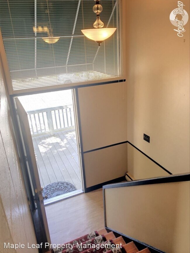 9200 Densmore Ave N in Seattle, WA - Building Photo - Building Photo