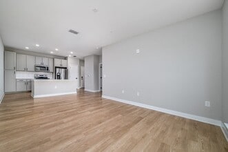 Ironwood Flats in Brandon, FL - Building Photo - Building Photo