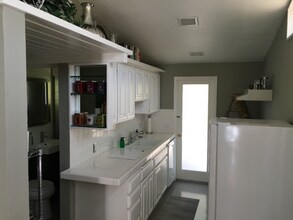 777 E San Lorenzo Rd, Unit 1 in Palm Springs, CA - Building Photo - Building Photo