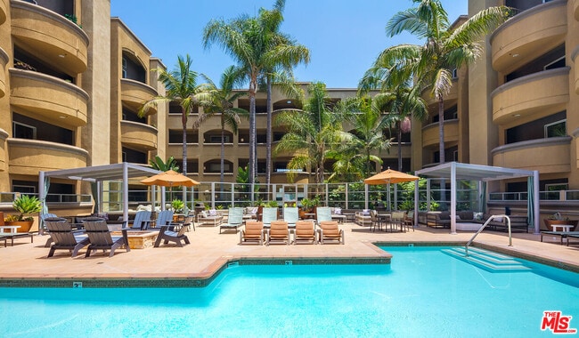 property at 7660 Beverly Blvd