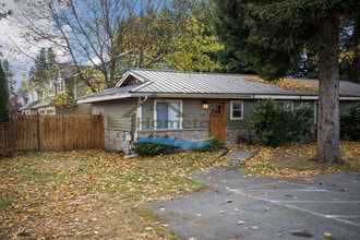 318 E Orchard Ave in Hayden, ID - Building Photo - Building Photo