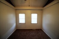 211 S Madeira St photo'