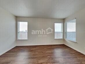 2741 Meadowood Heights in New Braunfels, TX - Building Photo - Building Photo